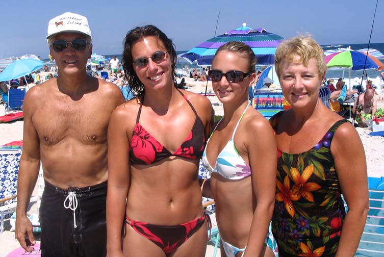 beach06_family.jpg